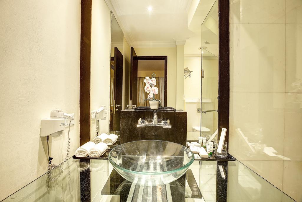Western Court Chandīgarh 外观 照片