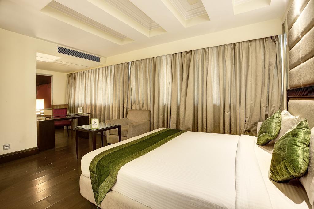 Western Court Chandīgarh 外观 照片