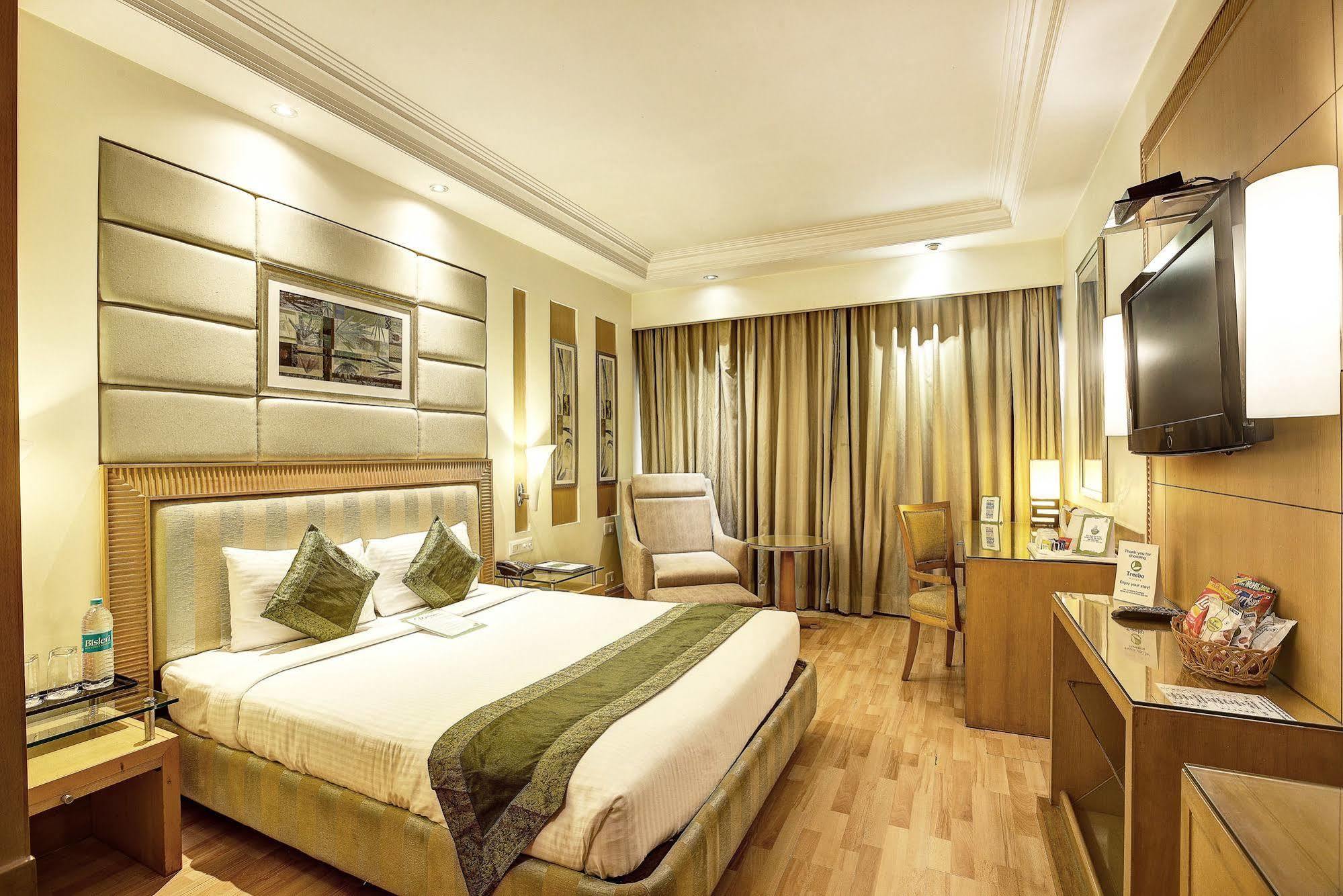 Western Court Chandīgarh 外观 照片